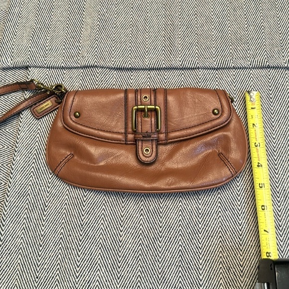 Nine West cognac leather wristlet - Picture 3 of 5